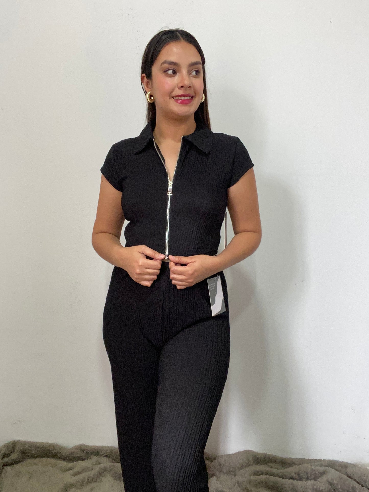 Conjunto Negro Con Manga